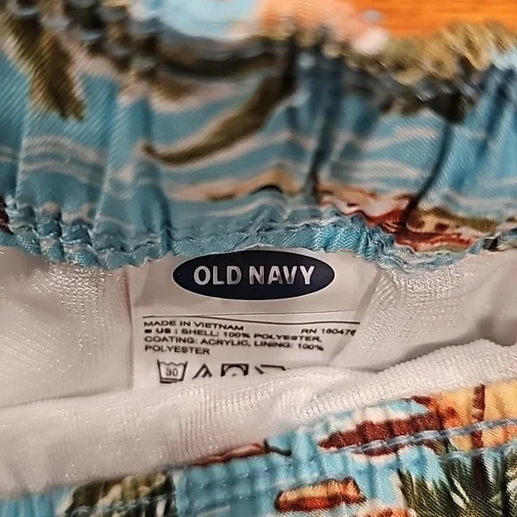 Old Navy Swim shorts - Picture 4 of 7